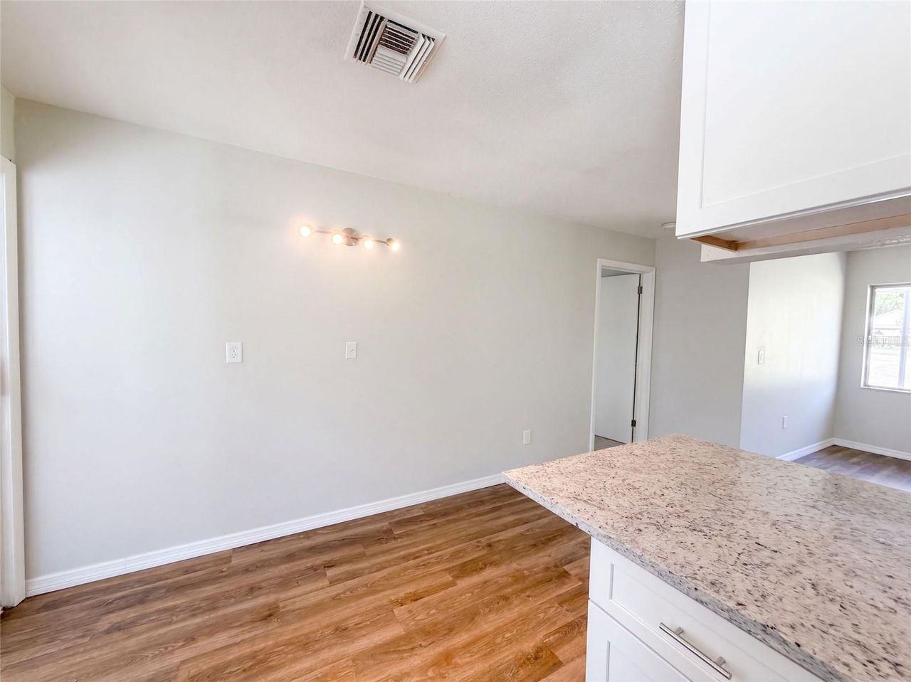 4526 EAGLES NEST ROAD — photo 10