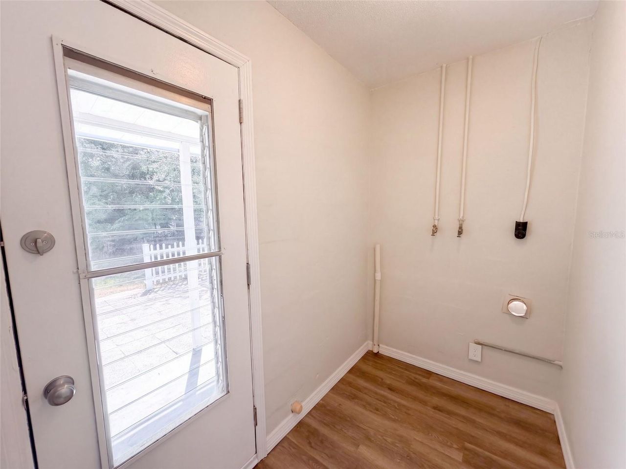 4526 EAGLES NEST ROAD — photo 21