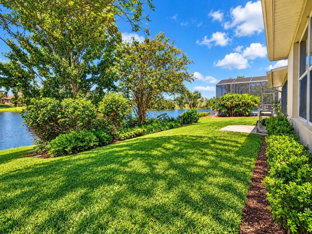 8301 BRIDGEPORT BAY CIRCLE — photo 26
