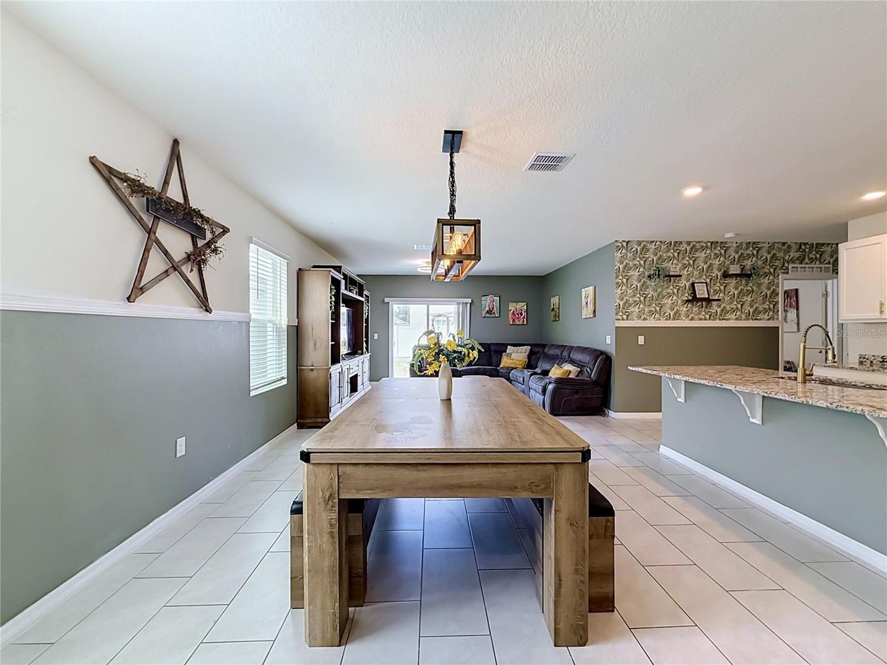 182 AMBERWOOD WAY — photo 5