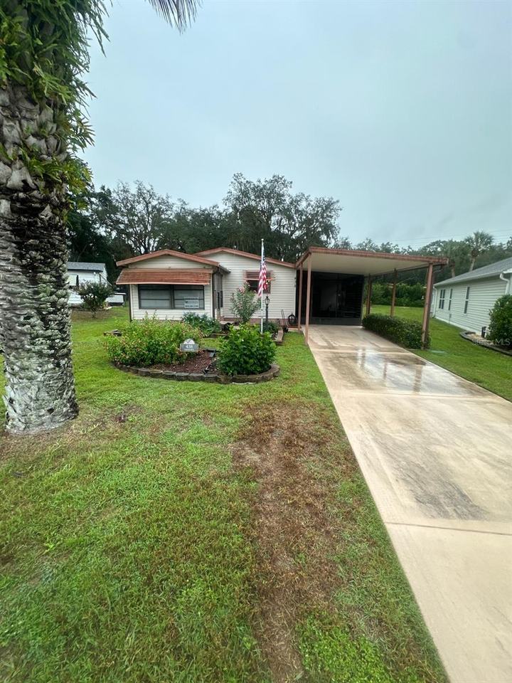 438 TARRSON BOULEVARD, LADY LAKE, FL