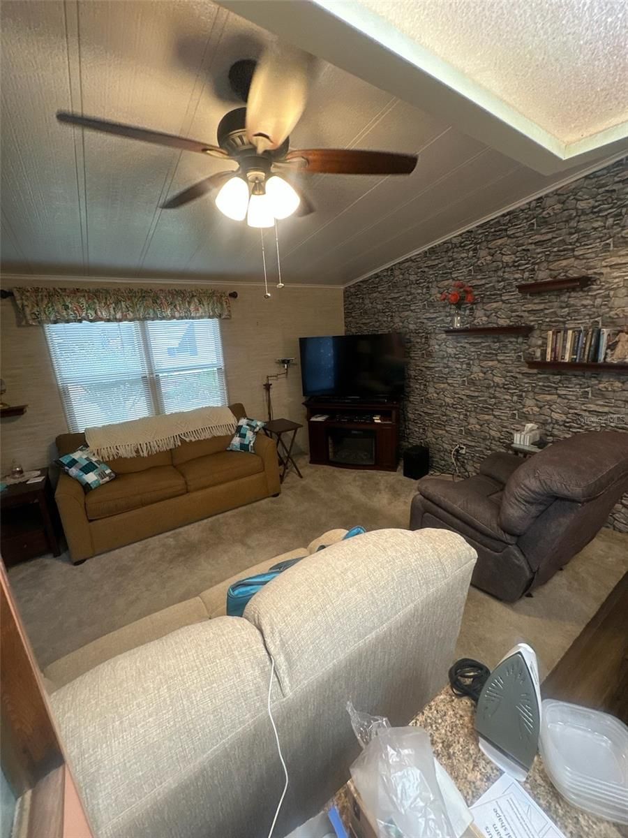 438 TARRSON BOULEVARD — photo 8