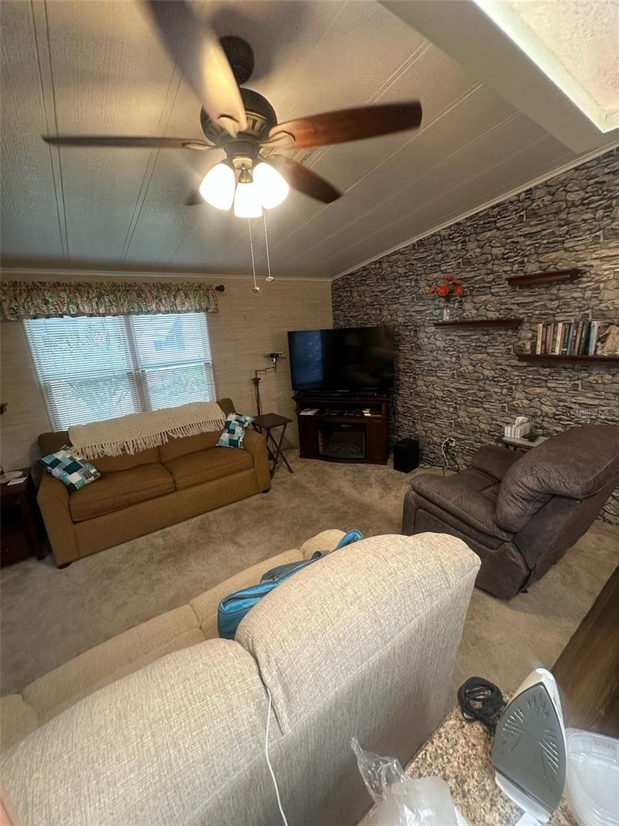 438 TARRSON BOULEVARD — photo 23