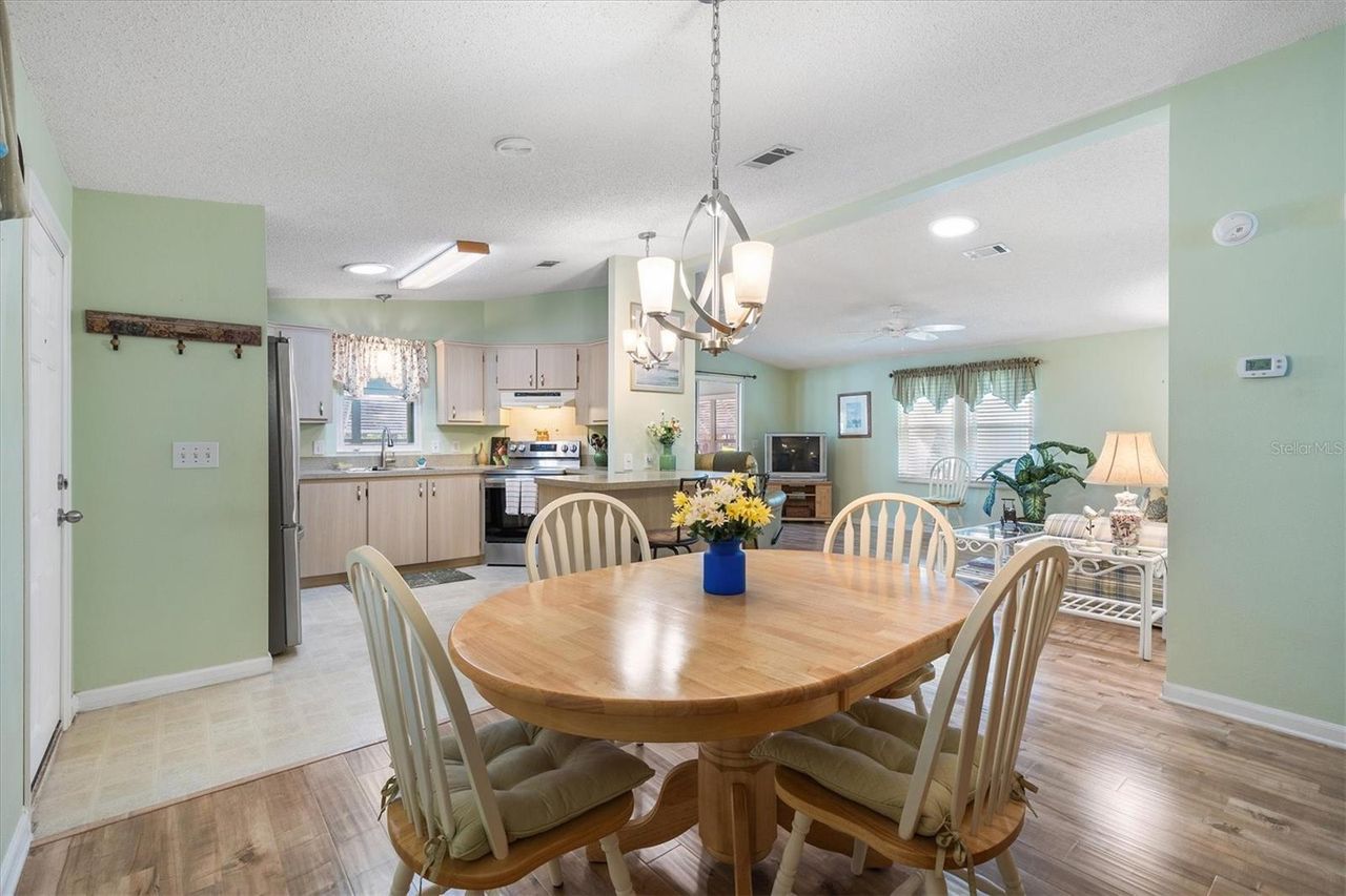 1228 PALMETTO DRIVE — photo 8
