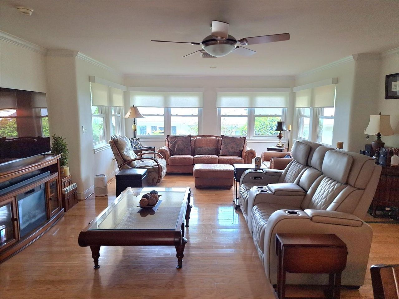 456 10TH AVENUE — photo 20
