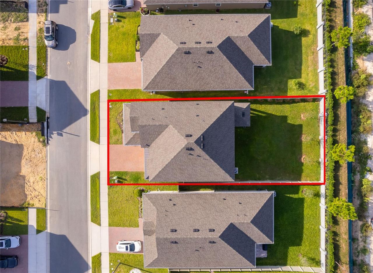 380 LEMONGRASS ROAD — photo 3