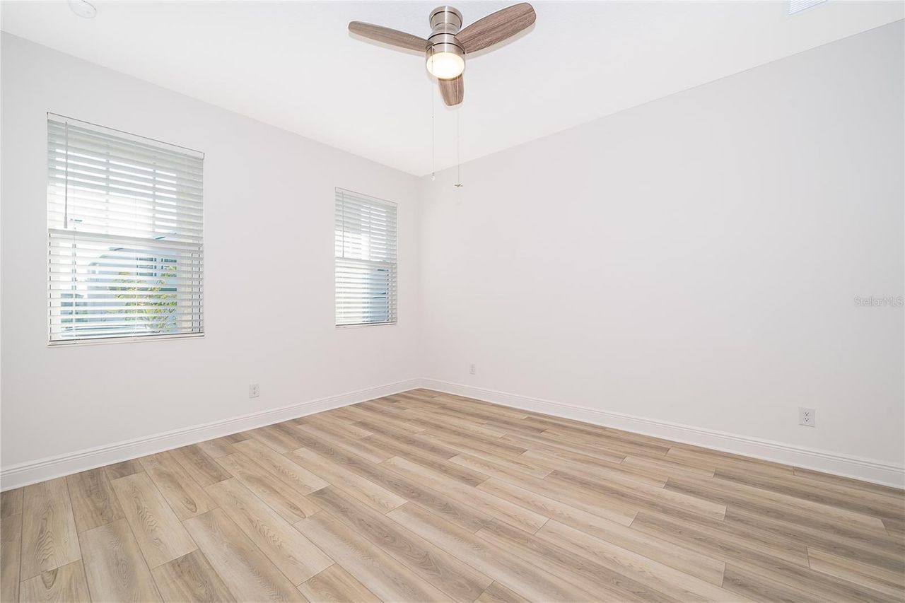 380 LEMONGRASS ROAD — photo 12
