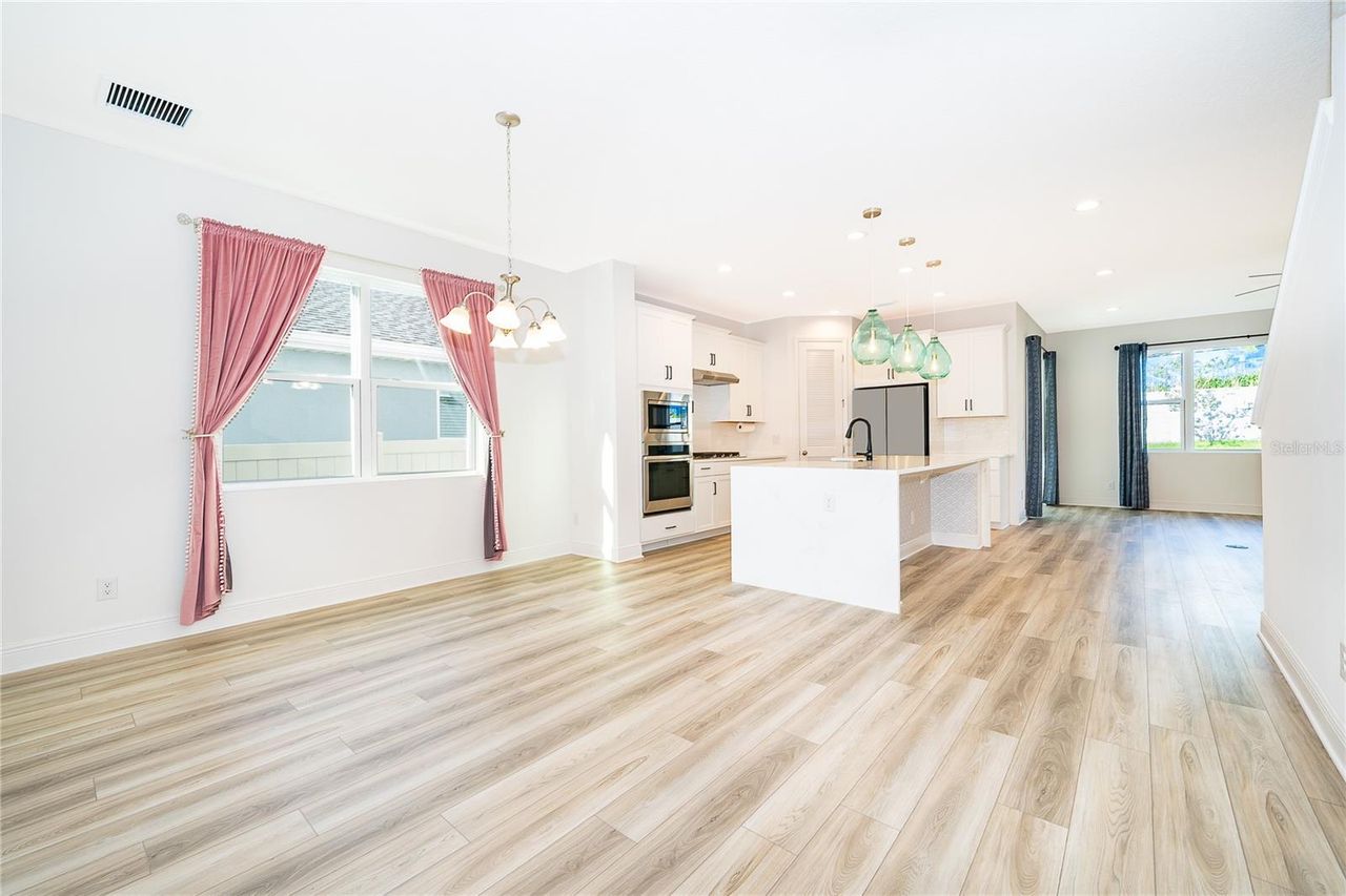 380 LEMONGRASS ROAD — photo 14
