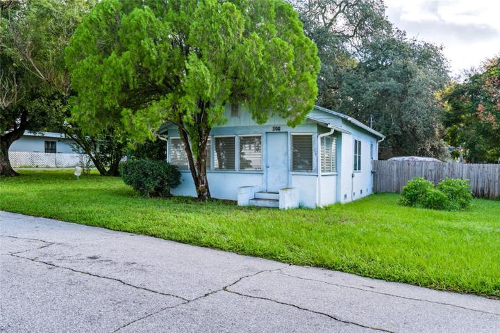 308 GALENA AVENUE, MINNEOLA, FL