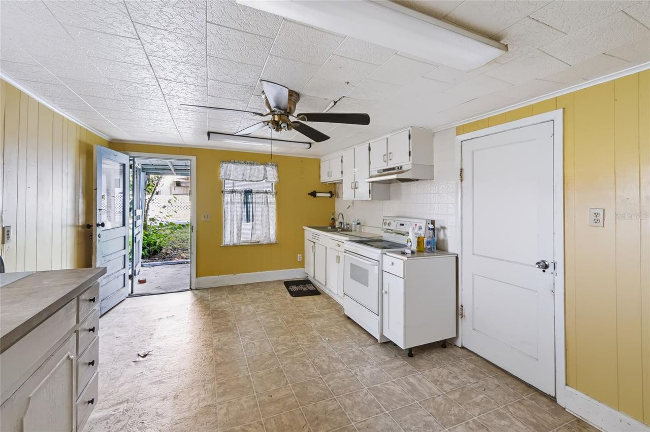 308 GALENA AVENUE — photo 2