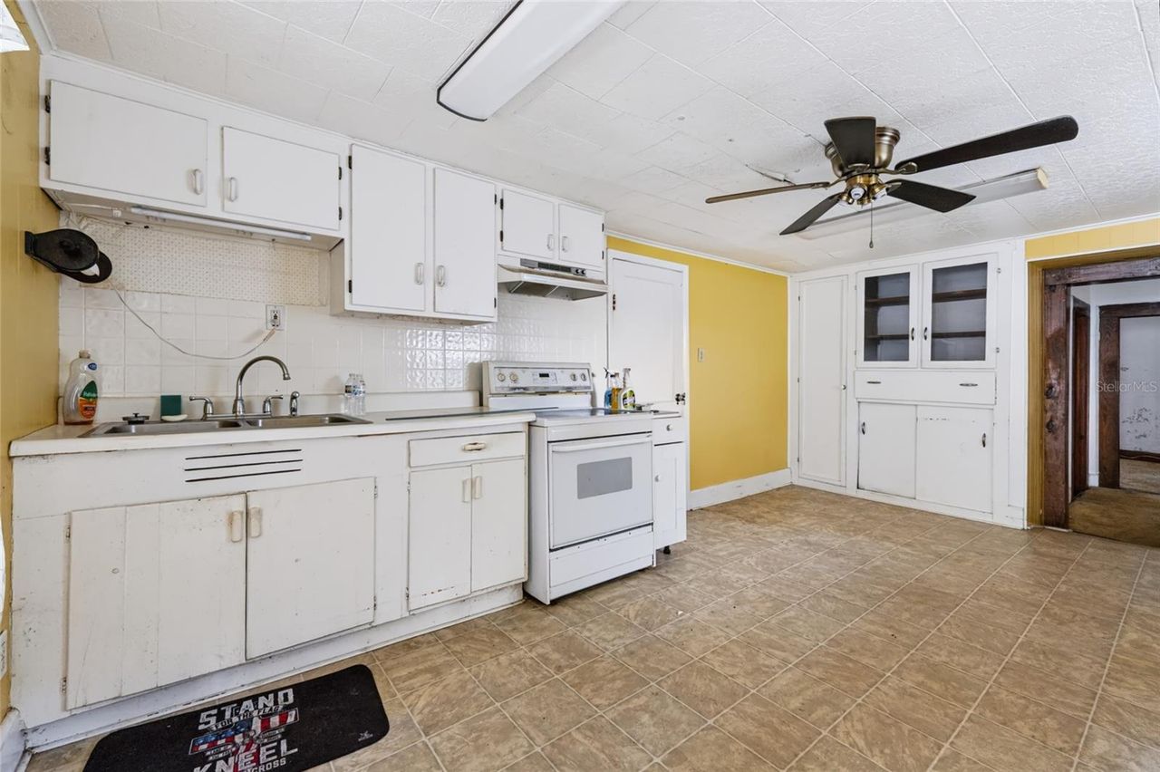 308 GALENA AVENUE — photo 3