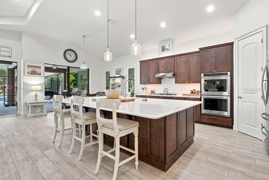 5084 GREENS DRIVE — photo 15