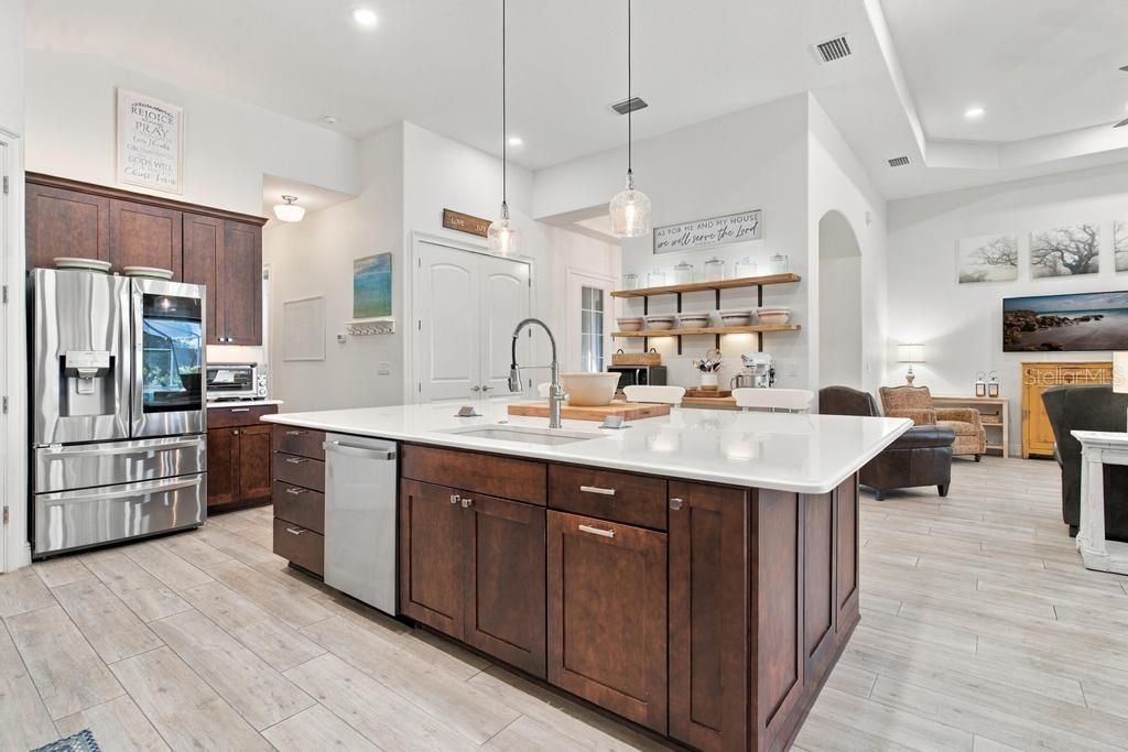 5084 GREENS DRIVE — photo 16