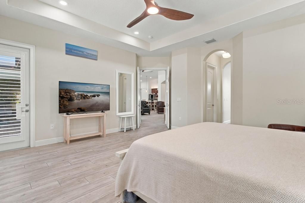 5084 GREENS DRIVE — photo 25