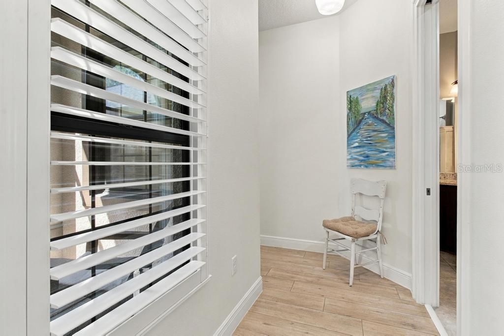 5084 GREENS DRIVE — photo 38
