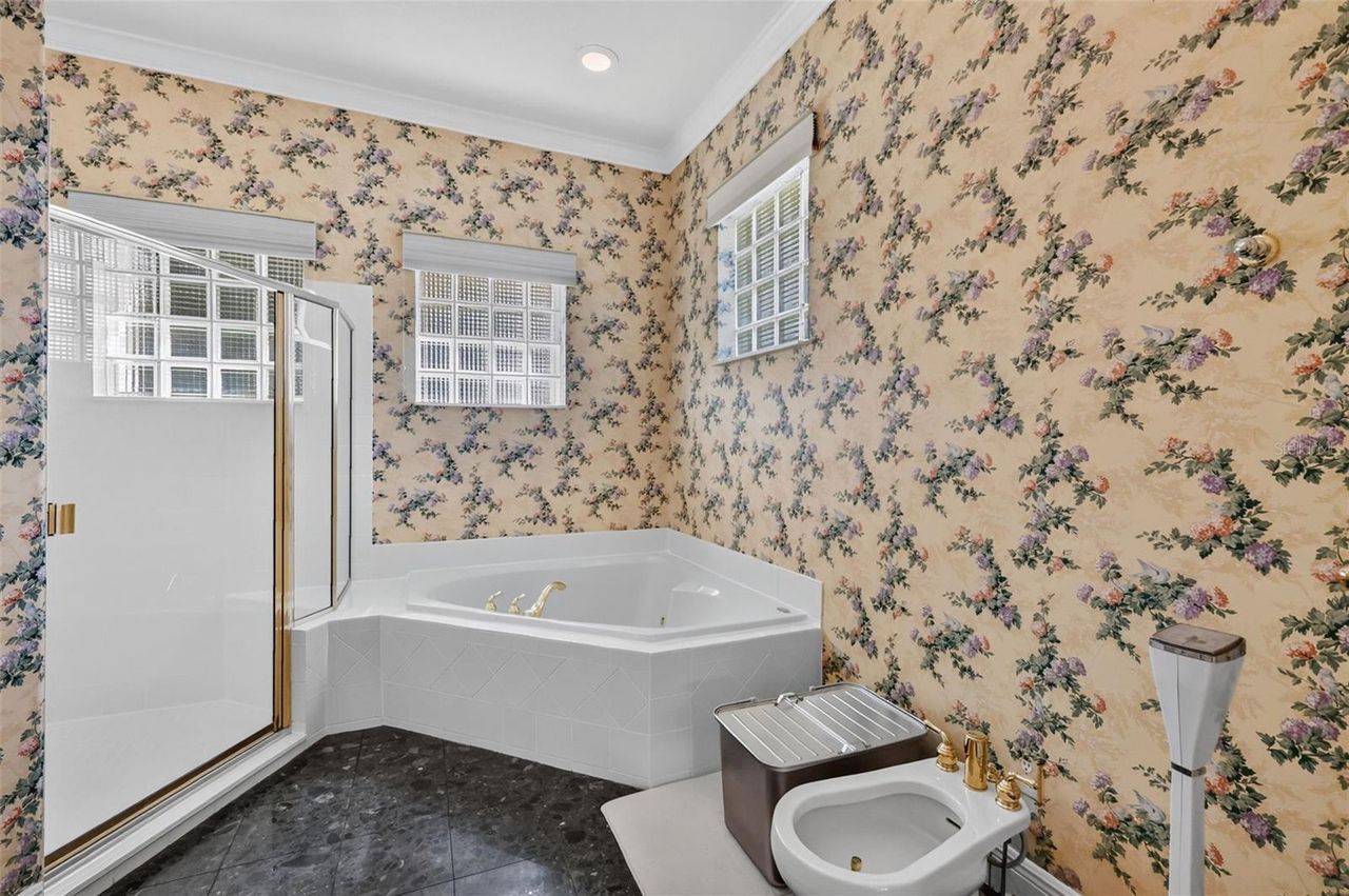 19134 PARK PLACE BOULEVARD — photo 36