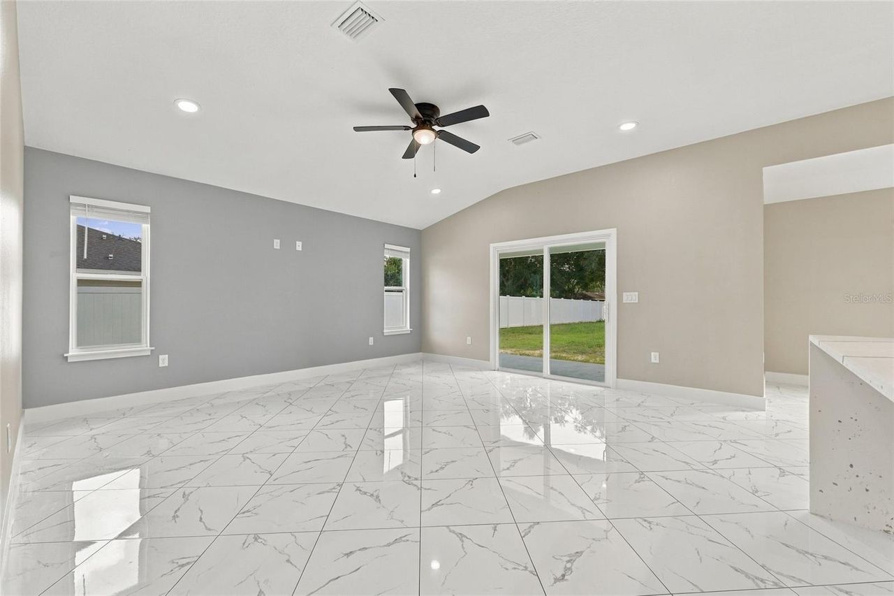 11134 WOODSIDE DRIVE — photo 6