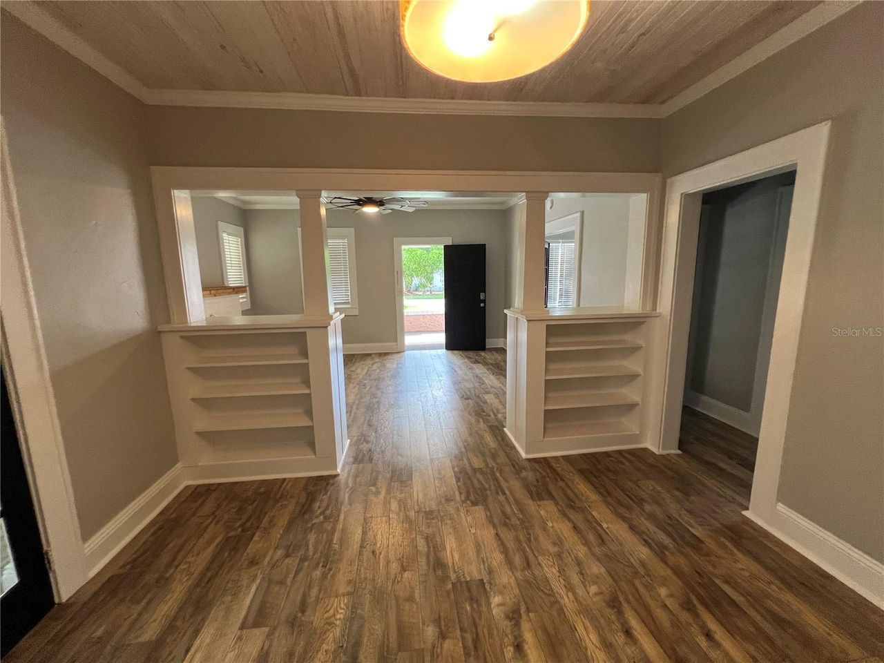 494 BRAINARD AVENUE — photo 8