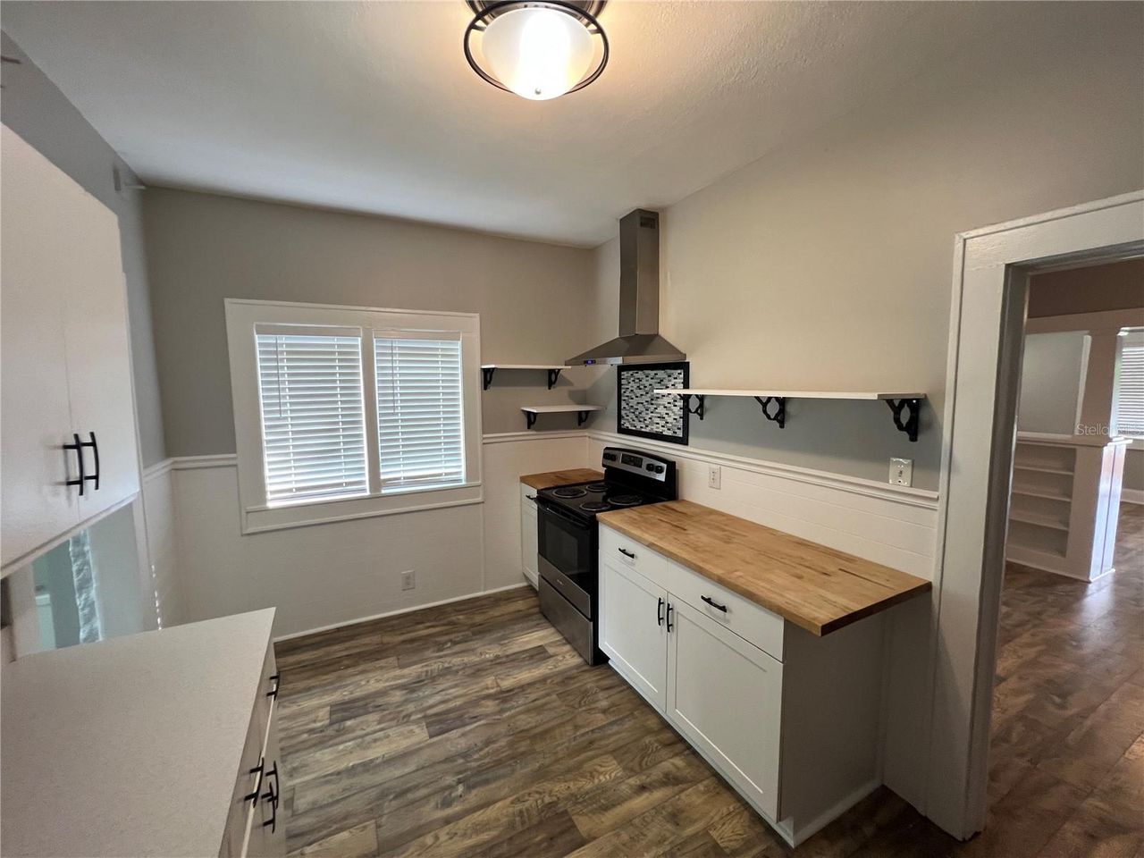 494 BRAINARD AVENUE — photo 18