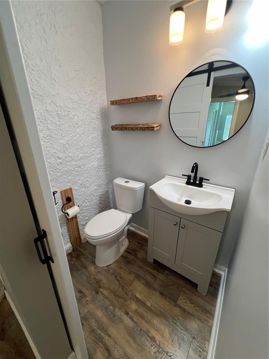 494 BRAINARD AVENUE — photo 22