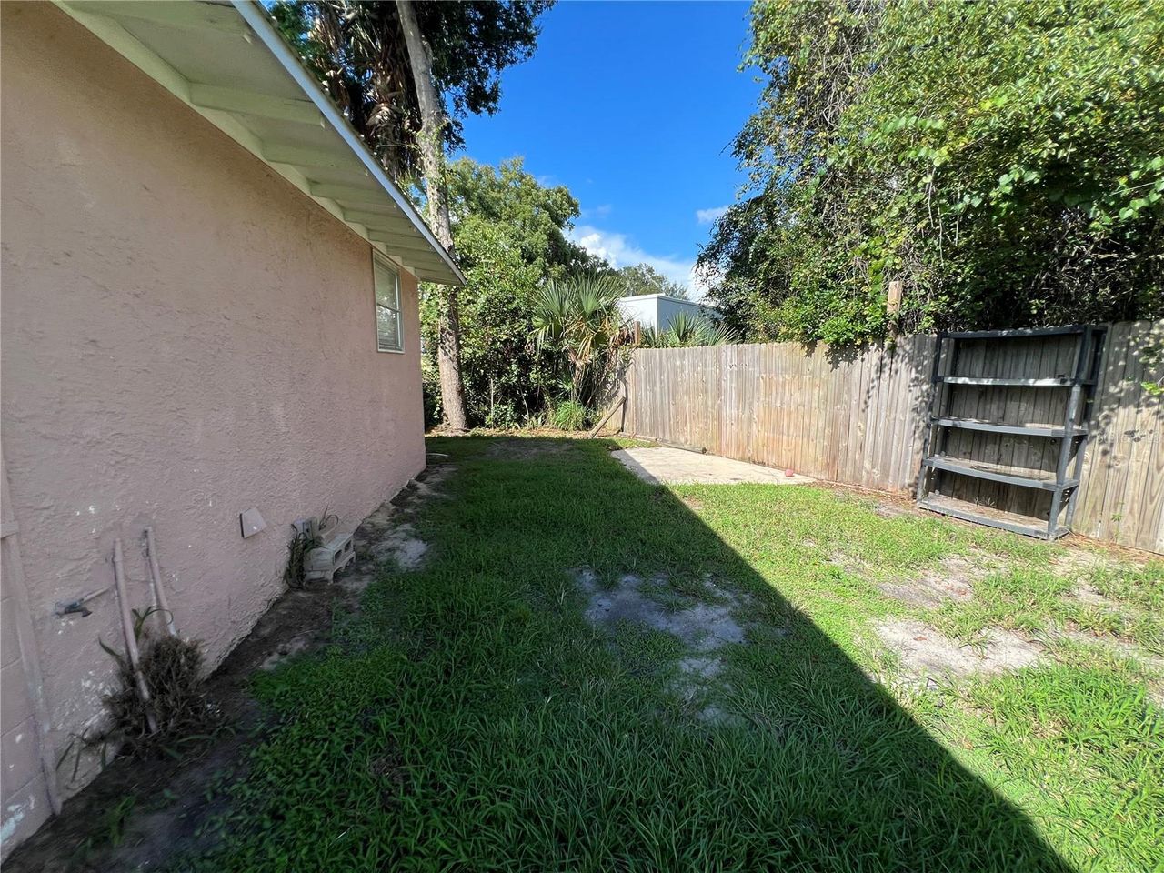 494 BRAINARD AVENUE — photo 23