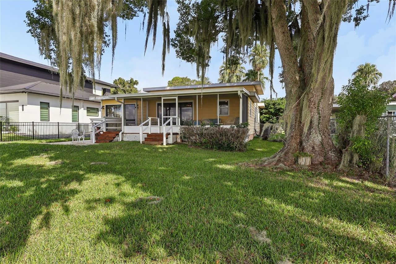 722 LAKE DORA DRIVE — photo 35