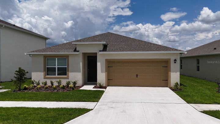 143 FLAG LILLY LANE, UMATILLA, FL