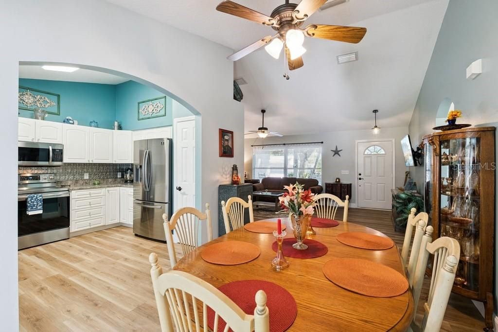 30749 GLENN DRIVE — photo 15