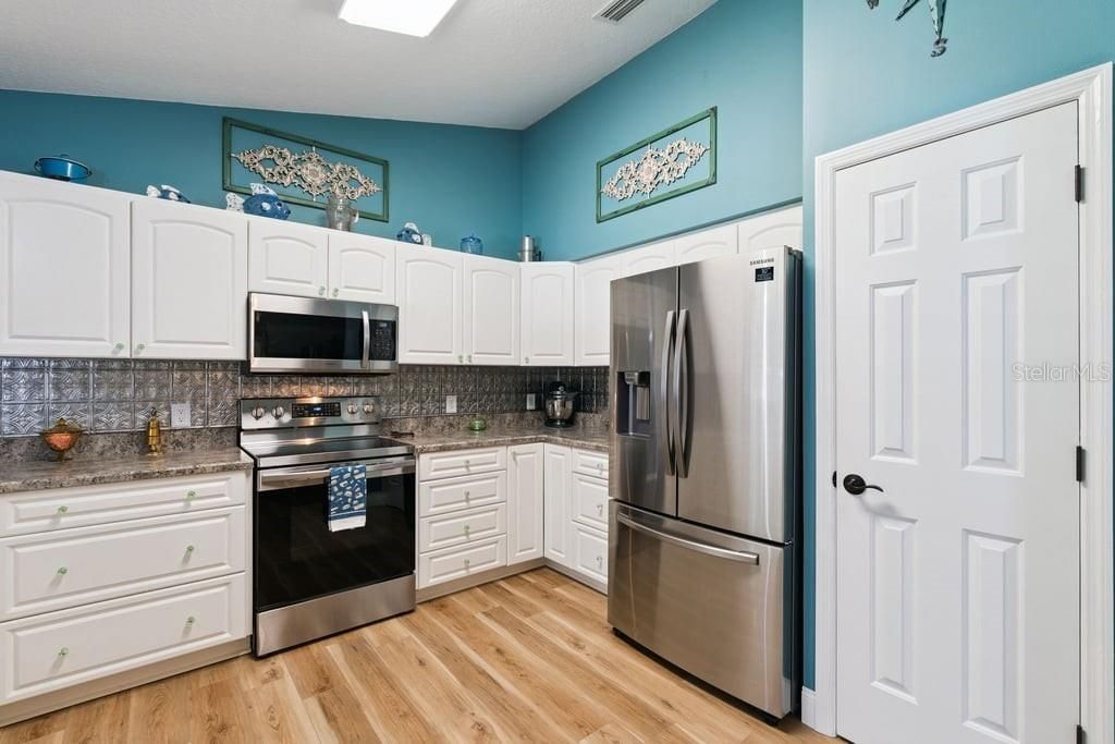 30749 GLENN DRIVE — photo 17