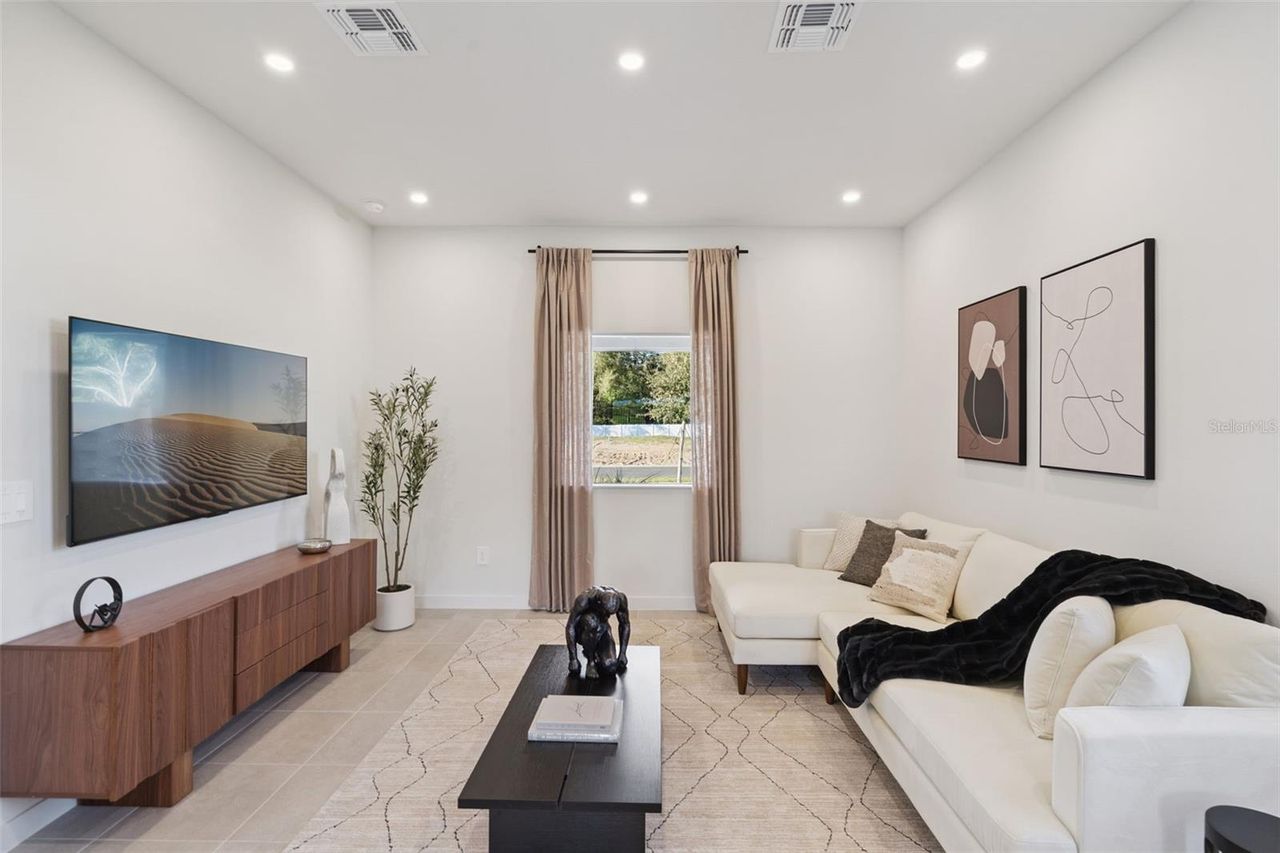 371 SKYFIELD CT — photo 4