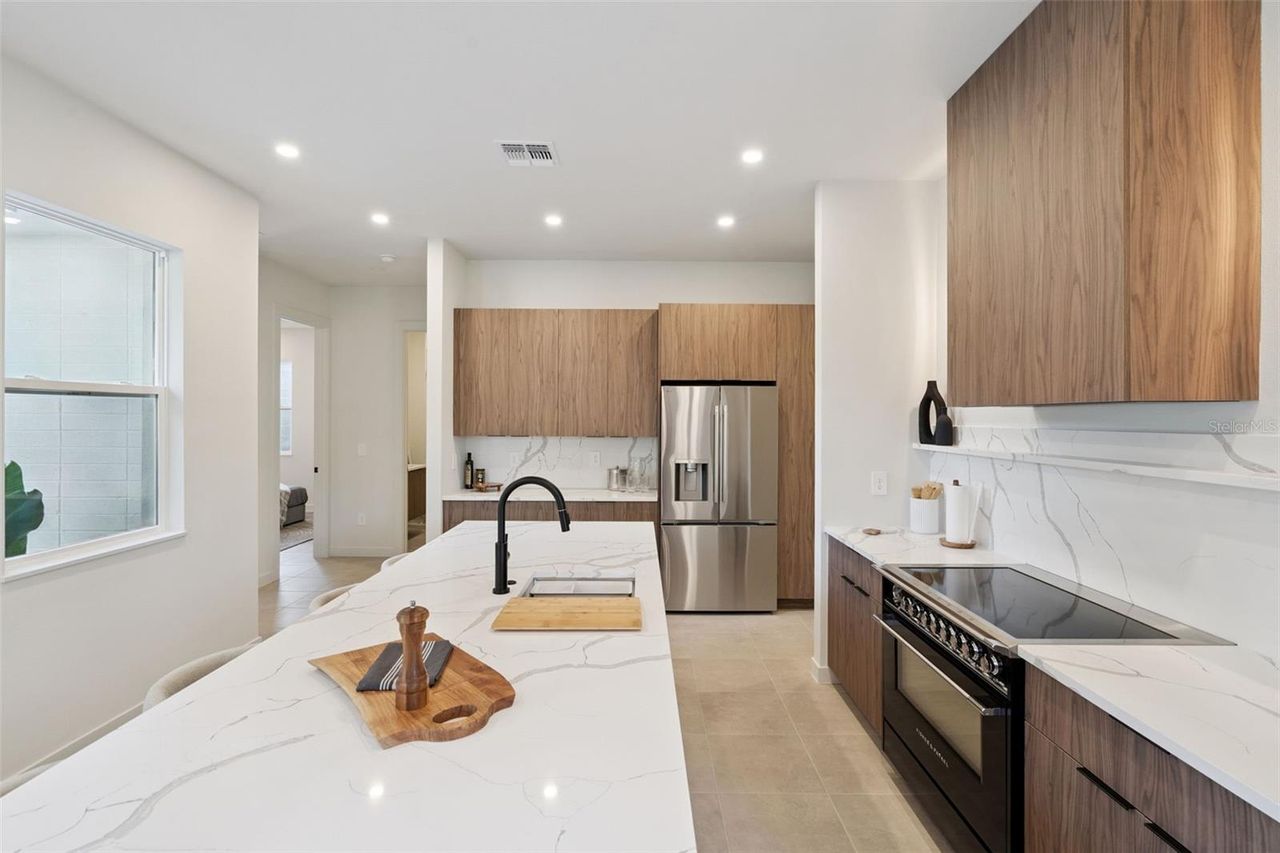 371 SKYFIELD CT — photo 11