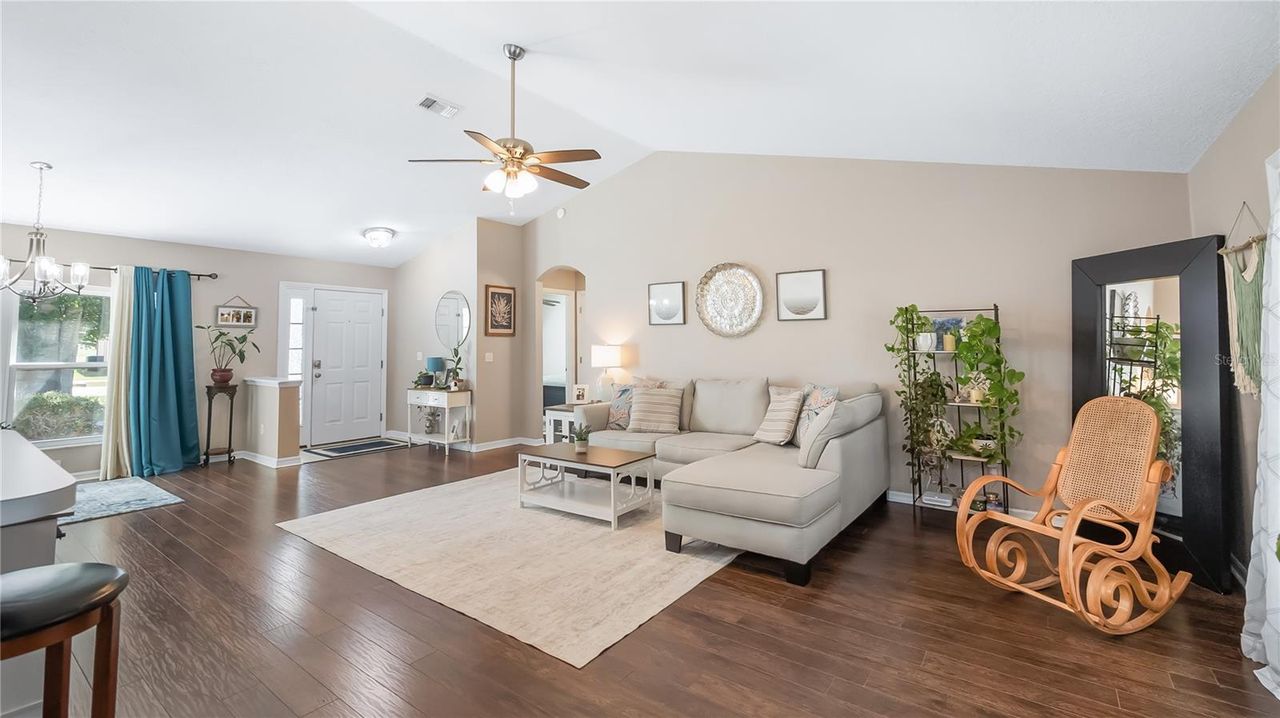245 VALLEY EDGE DRIVE — photo 12
