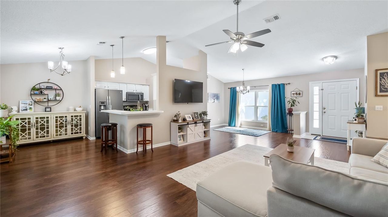 245 VALLEY EDGE DRIVE — photo 13