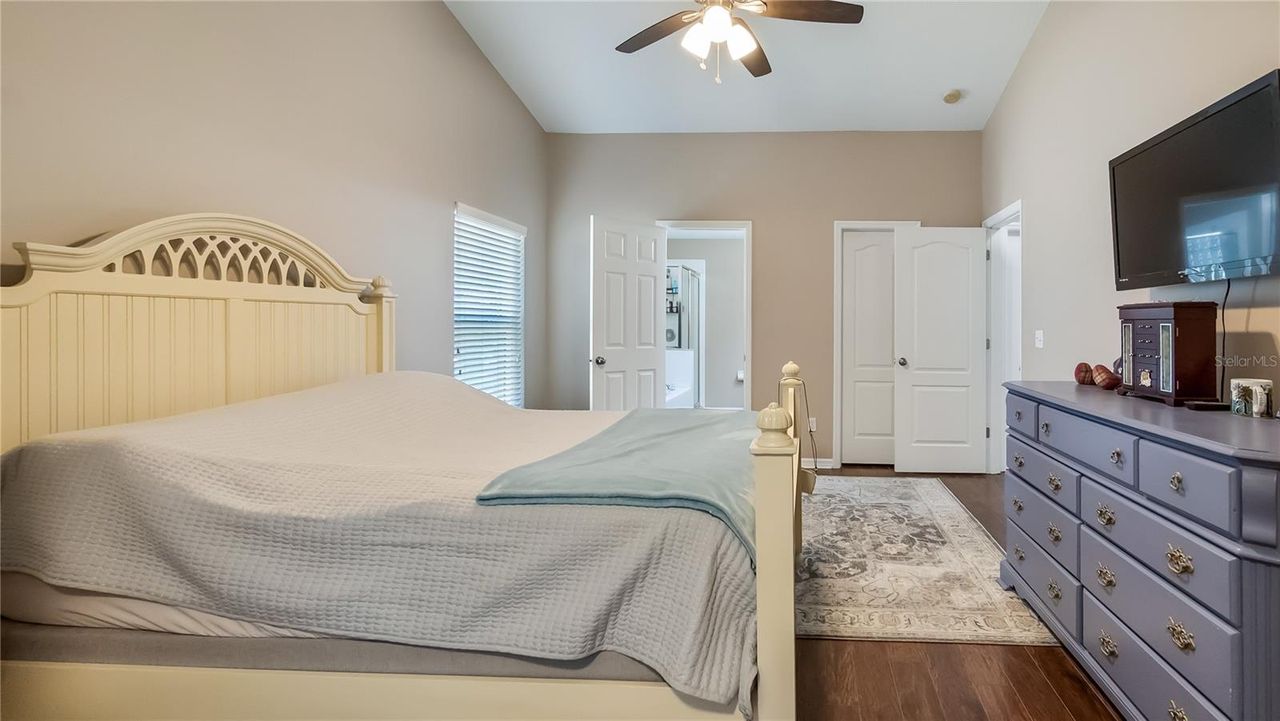 245 VALLEY EDGE DRIVE — photo 16