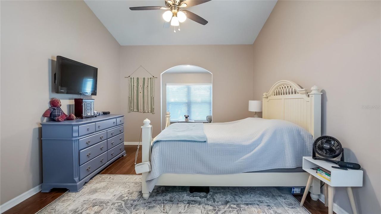 245 VALLEY EDGE DRIVE — photo 17