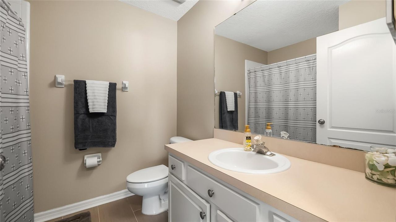 245 VALLEY EDGE DRIVE — photo 21