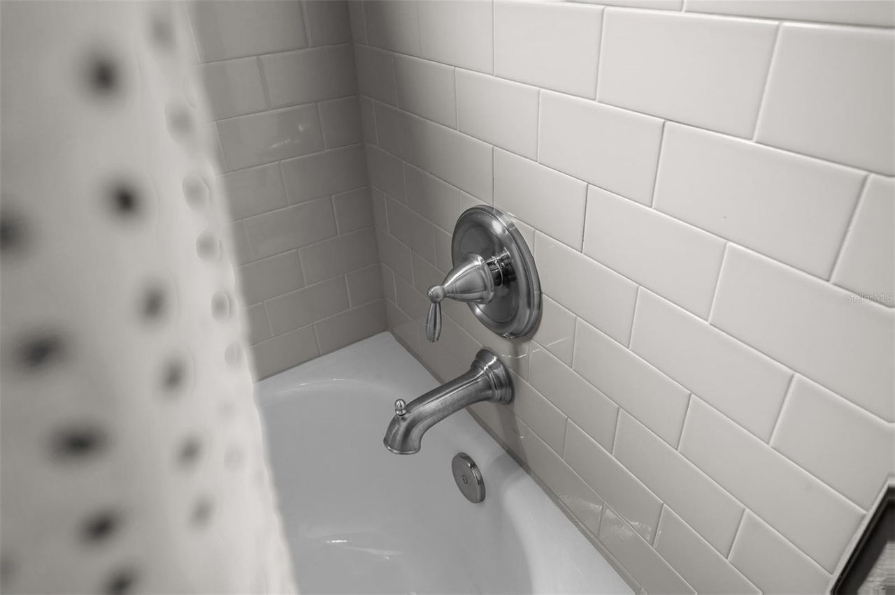 8556 MAGNIFICENT LANE — photo 32