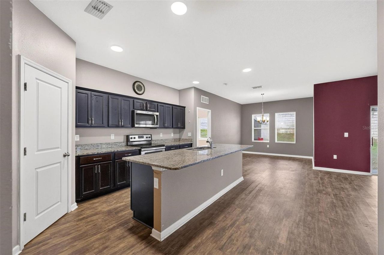 16430 BLOOM COURT — photo 5