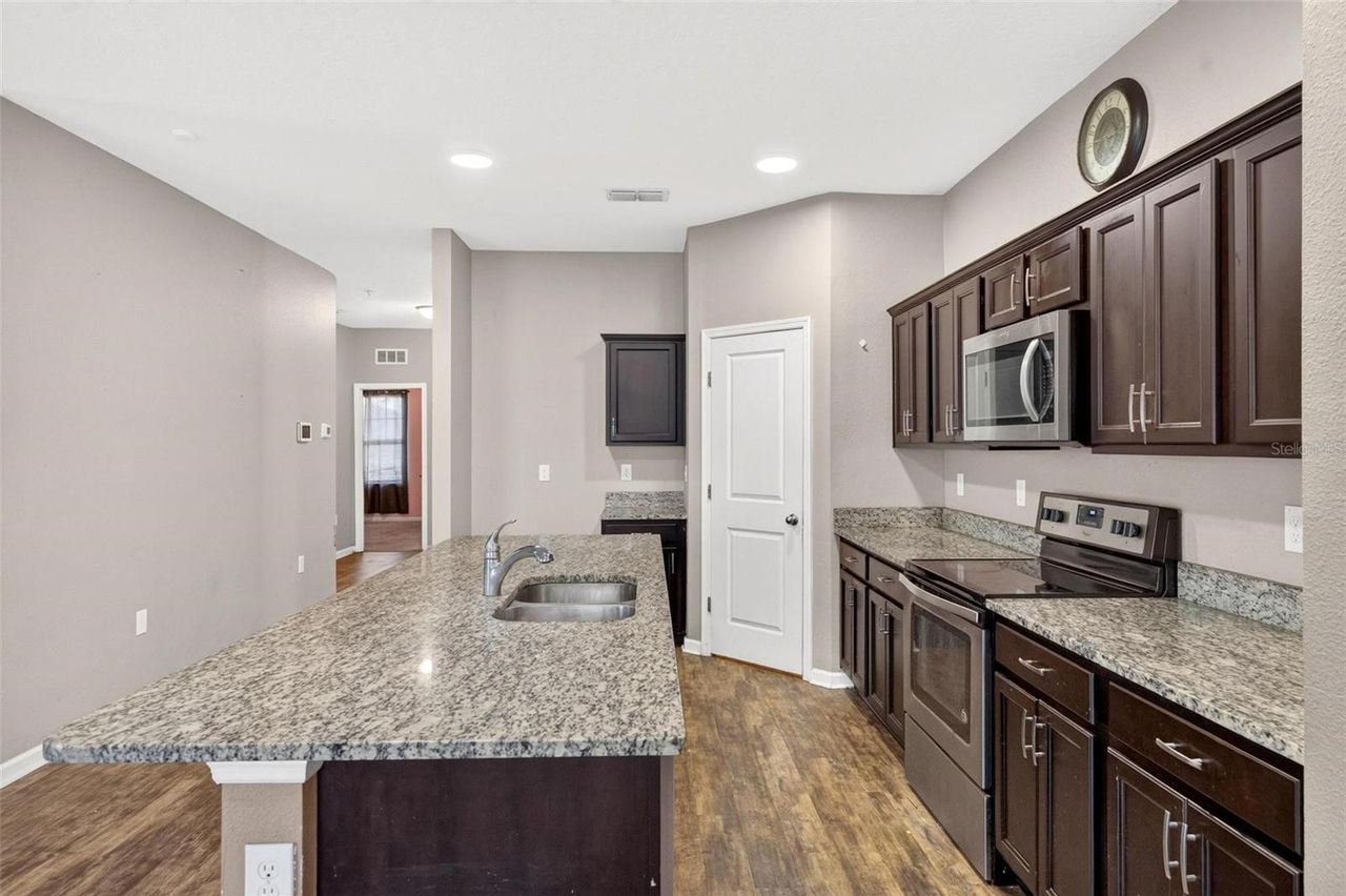 16430 BLOOM COURT — photo 11