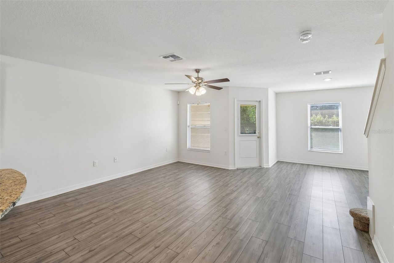 1730 WYNFORD CIRCLE — photo 8