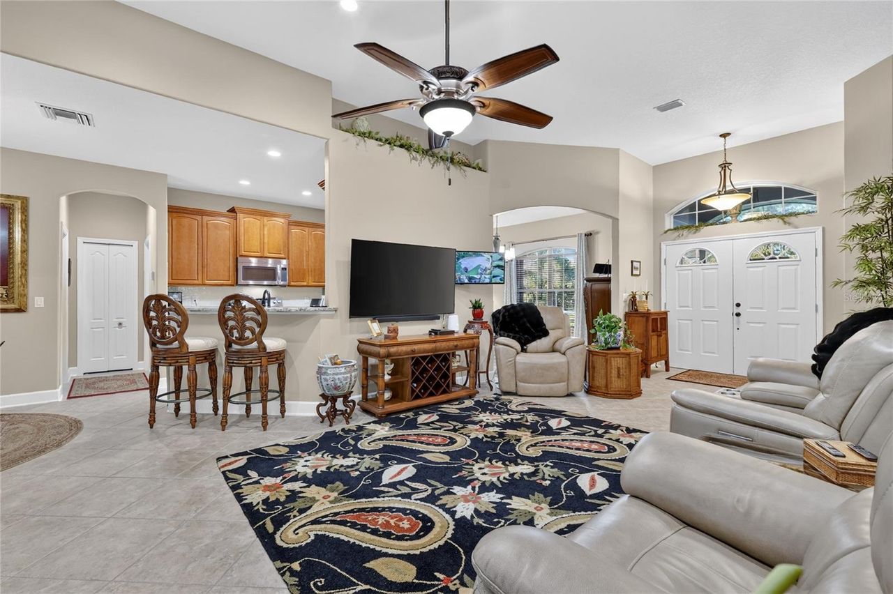 42626 ROYAL TRAILS ROAD — photo 9