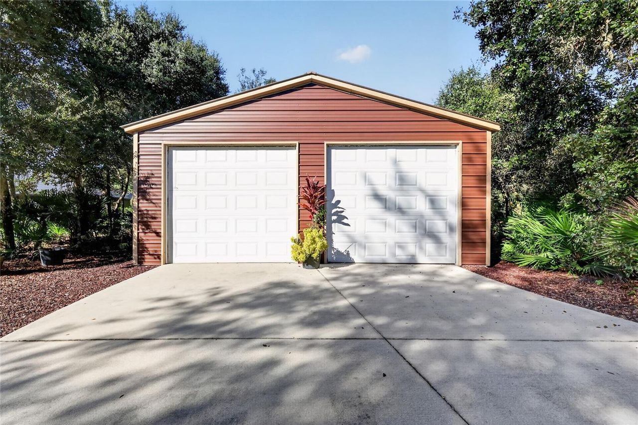 42626 ROYAL TRAILS ROAD — photo 42
