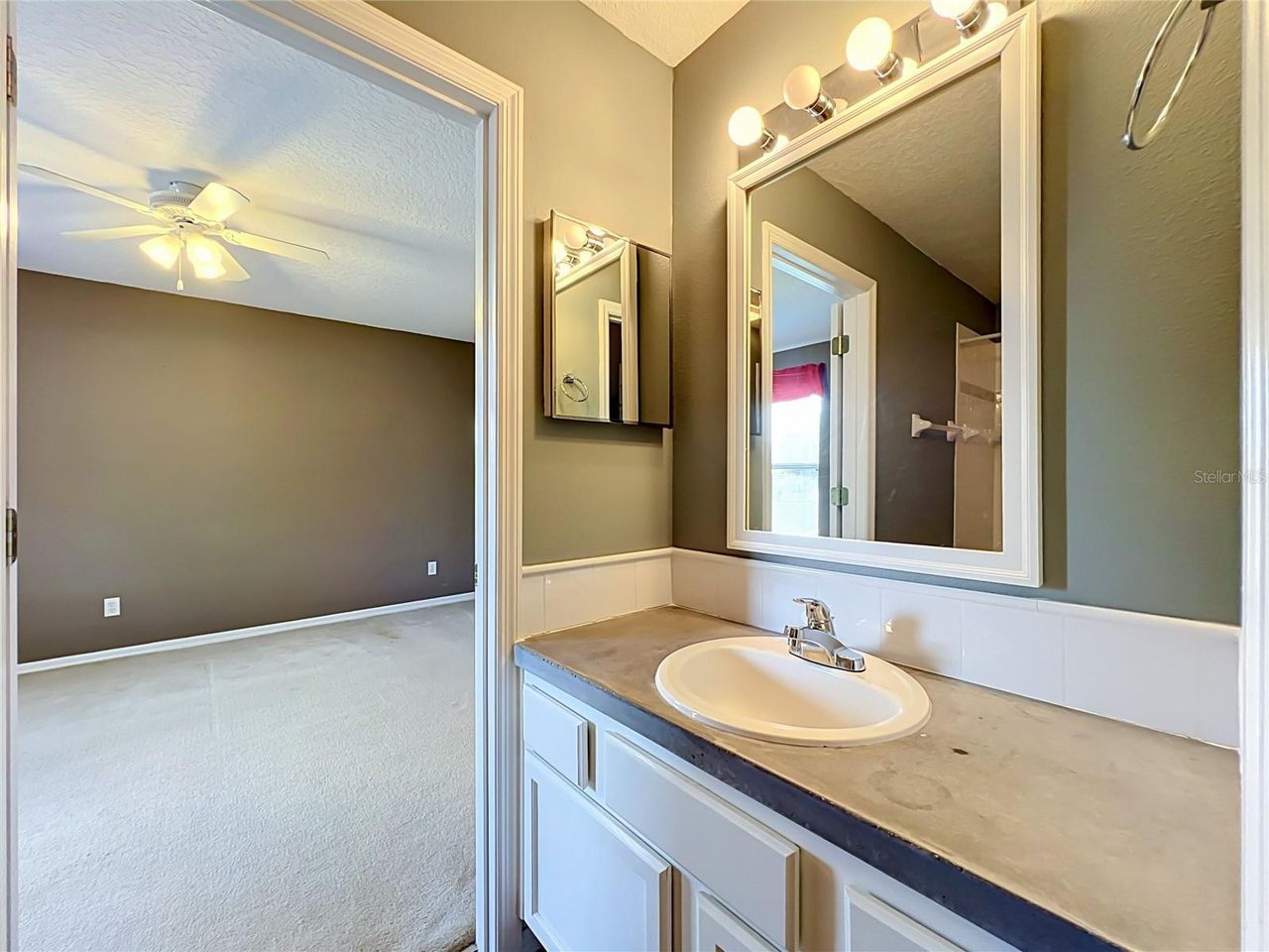 8805 COURTYARD LANE — photo 7