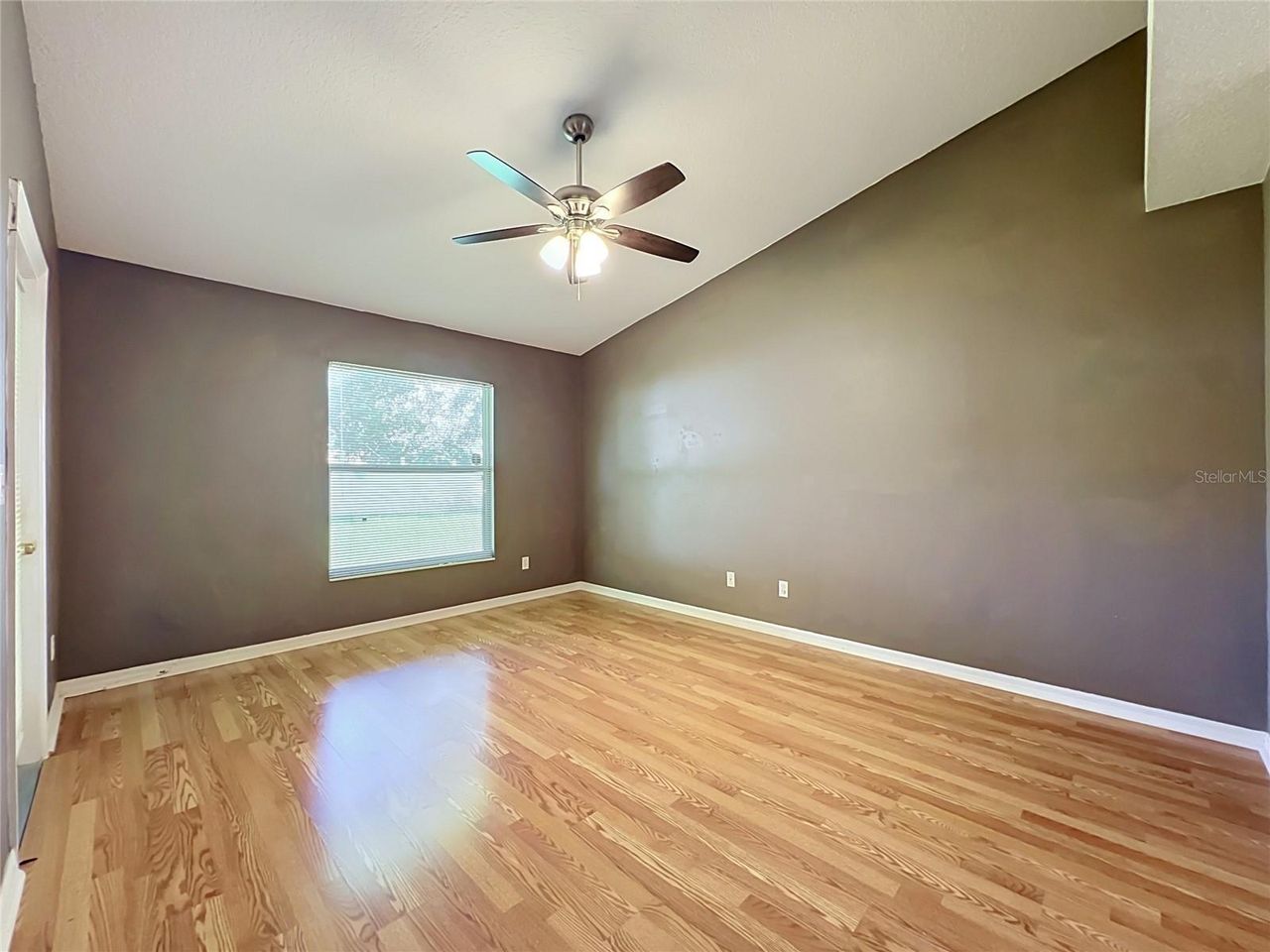 8805 COURTYARD LANE — photo 26