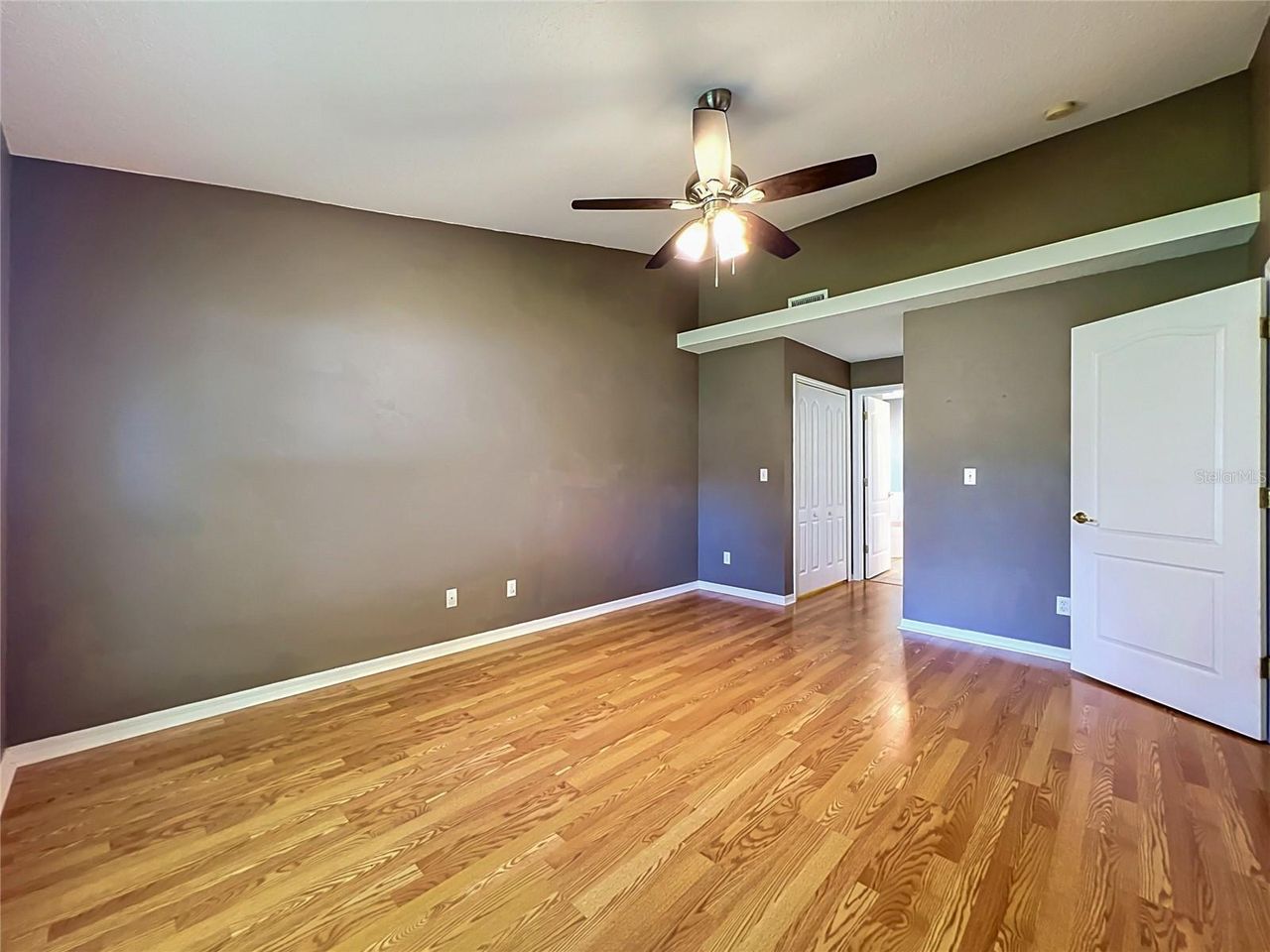 8805 COURTYARD LANE — photo 29