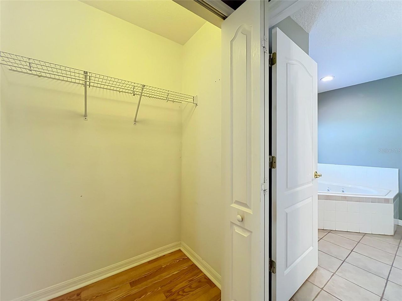 8805 COURTYARD LANE — photo 31