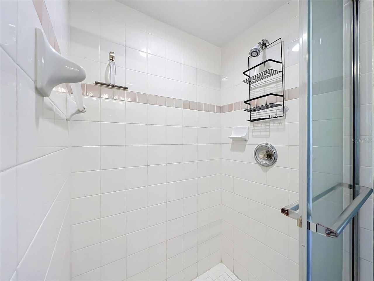 8805 COURTYARD LANE — photo 39
