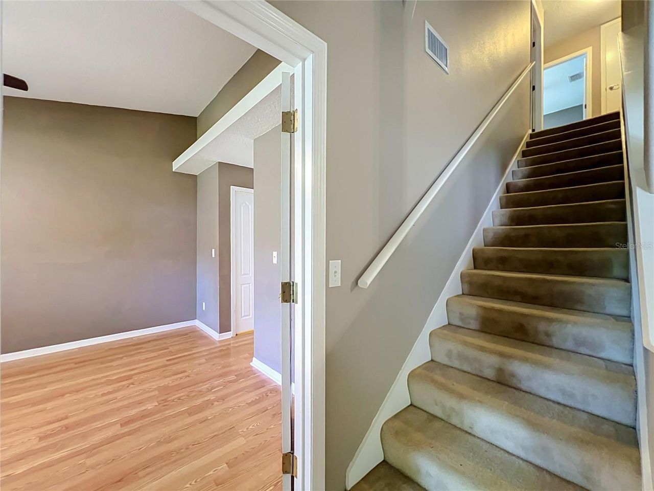 8805 COURTYARD LANE — photo 46