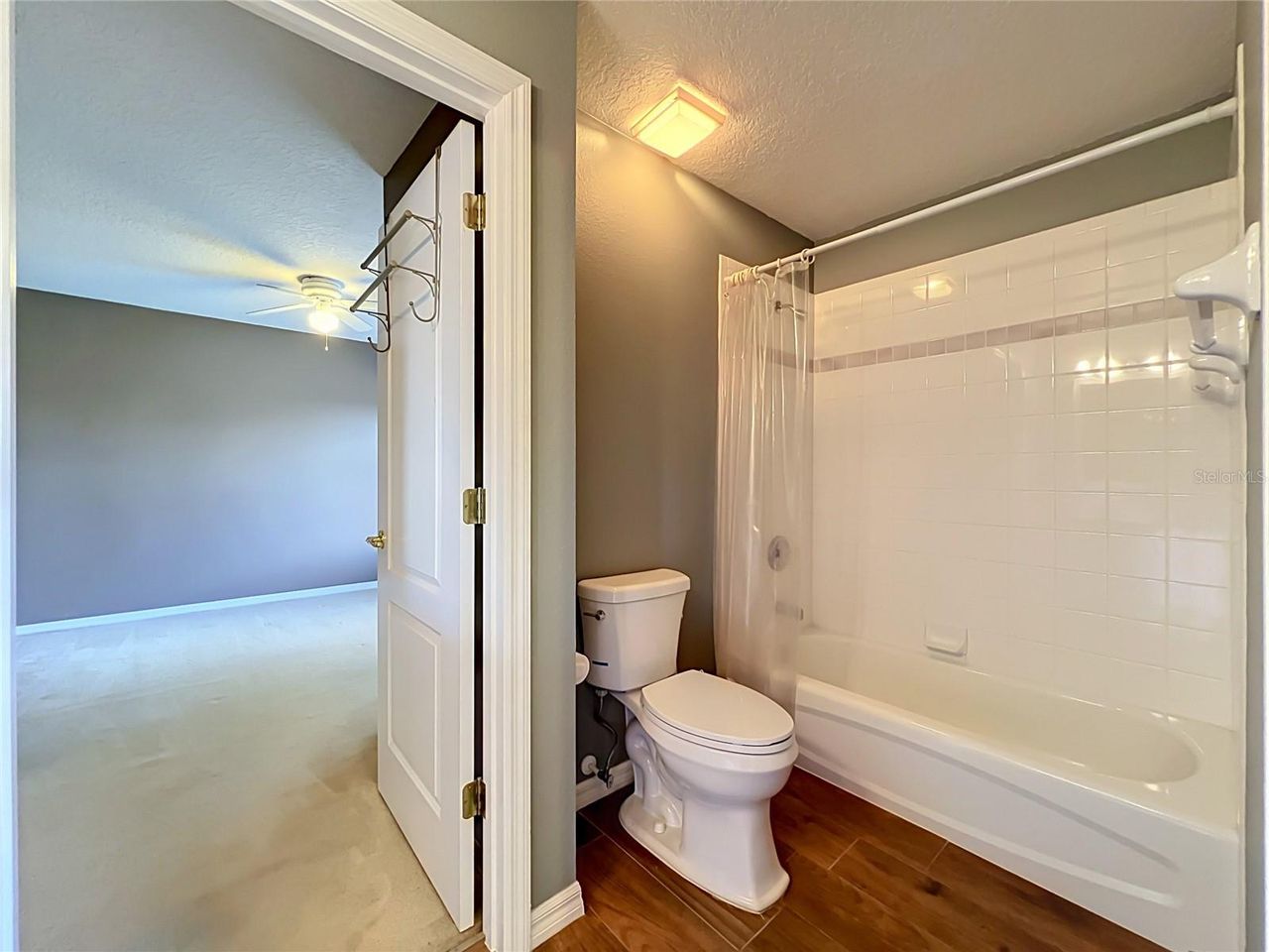 8805 COURTYARD LANE — photo 60
