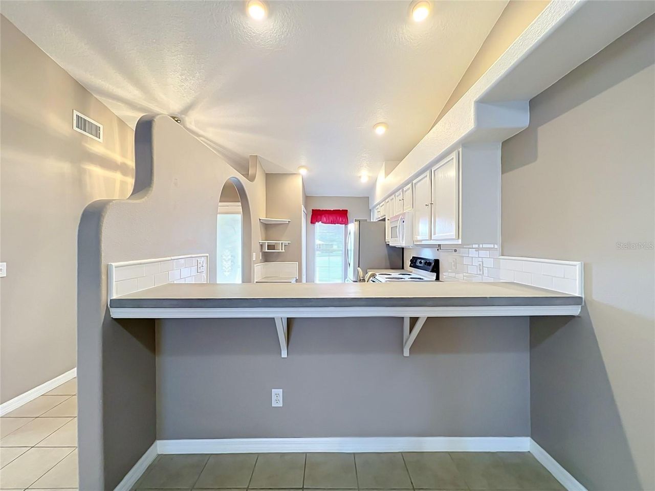 8805 COURTYARD LANE — photo 79